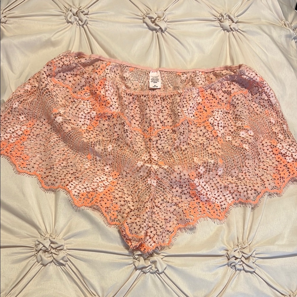VS lace shorties- NWOT